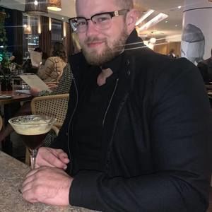 Meet your Posher, Sam